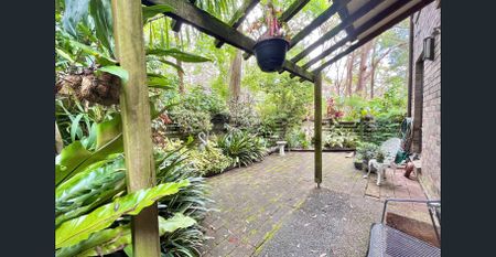 FURNISHED 3 BEDROOM TOWNHOUSE - Photo 2