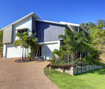 Capturing Views of Townsville & Magnetic Island - Photo 5