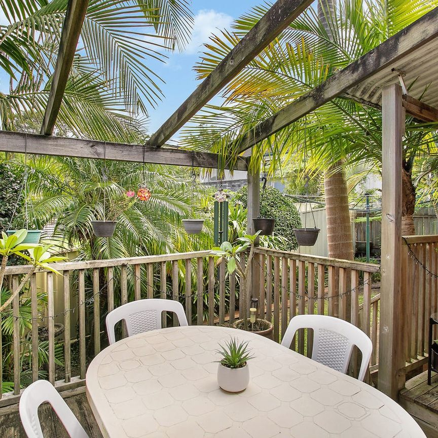 Low Maintenance Family Home - Photo 1