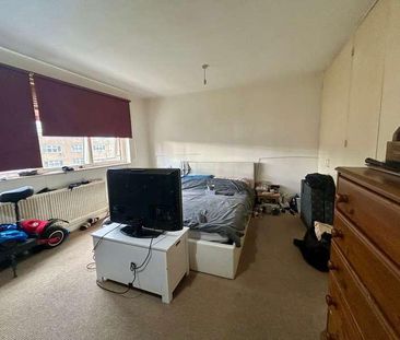 North Tenth Street, Milton Keynes, MK9 - Photo 2