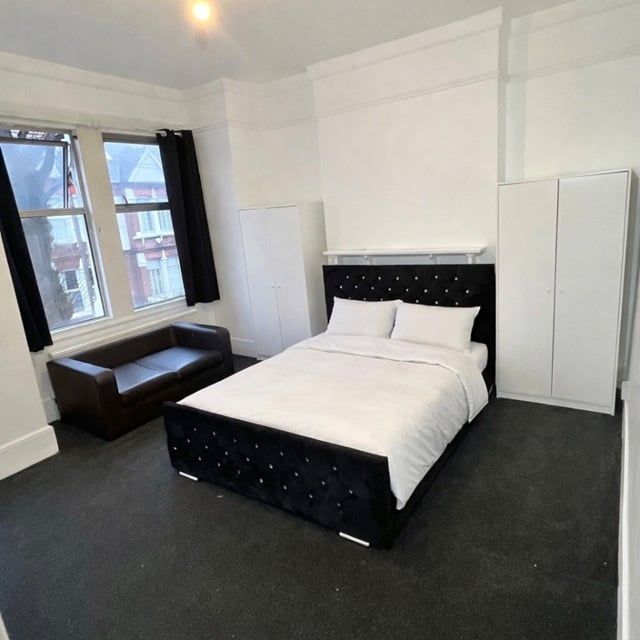 Room in a Shared Flat, Greyswood Street, SW16 - Photo 2