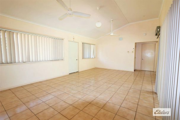 Family home in Katherine East with shed - Photo 1