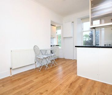 1 bedroom flat to rent - Photo 6