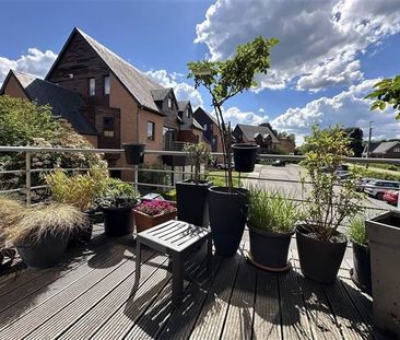 Appartement te huur - Photo 1