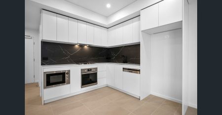 MODERN 1 BED SITUATED IN A DESIGNER COMPLEX WITH TOP FACILITIES - Photo 4