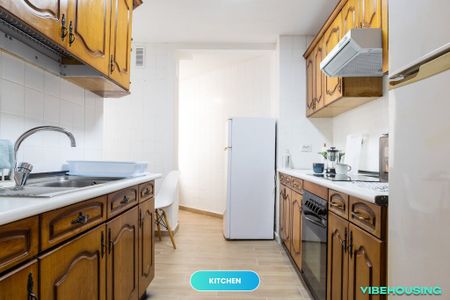 Calle de las Marismas, Madrid, Community of Madrid 28038 - Photo 5