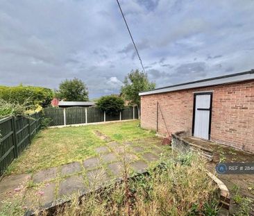 2 bedroom bungalow to rent - Photo 6