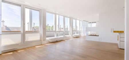 Lichtdurchflutete und hochwertige 4-Zimmer-Penthouse-Whg. in begehrter Lage! - Foto 4