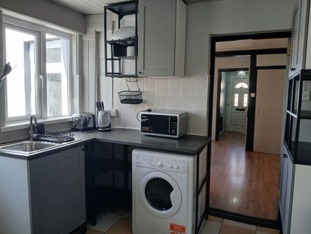 37 Mitchell`s Terrace, Athlone, Co. Westmeath, N37 K2Y8 - Photo 3