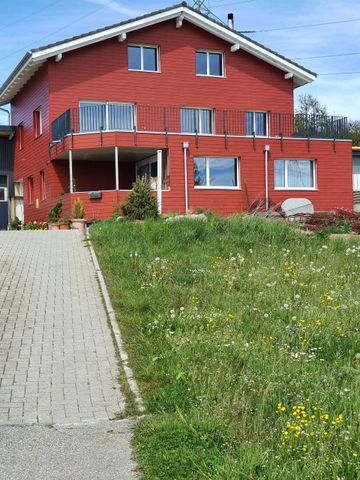 Modern duplex with many highlights in Gunzwil - Photo 3