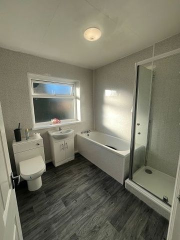 South Roundhay - Photo 2