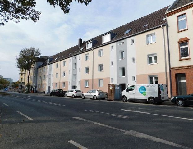 Schöne 2-Raum-Wohnung mit Balkon im Erdgeschoss! ideal auch im Alter! - Foto 1