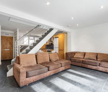 Trott Street, London, SW11 - Photo 3