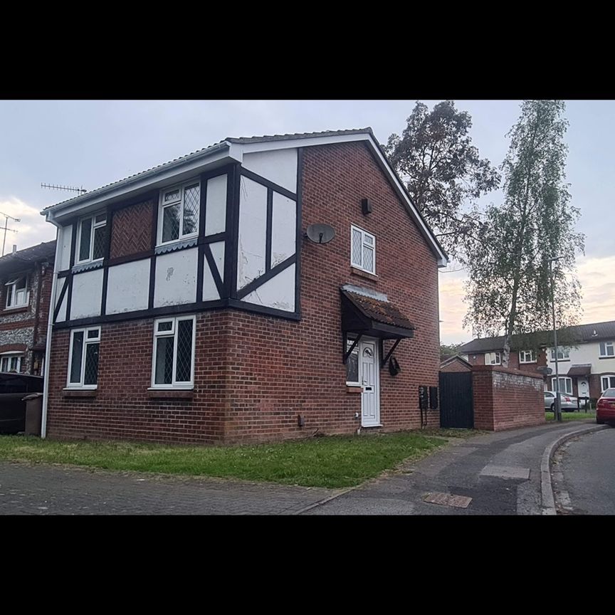 3 Bed Detached House, Foxhill, LU2 - Photo 1