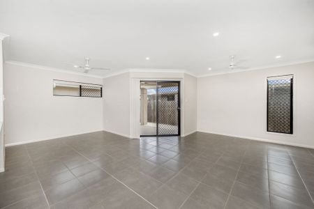 Charming 3-Bedroom Rental in Kelso - Photo 5