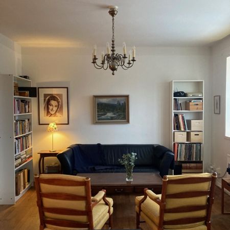 Ljus och välplanerad mini 2:a på Kungsholmen med panoramautsikt! - Photo 3