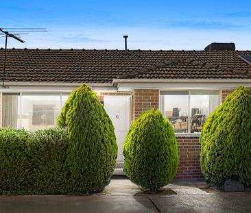 Charming 2-Bedroom Property with Built-in Wardrobes in Lalor - Photo 6