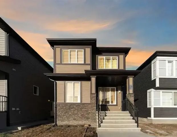 Bright & Modern 4-Bedroom Upper Suite in Desirable Seton Community | 138 Seton Grove Southeast, Calgary - Photo 1