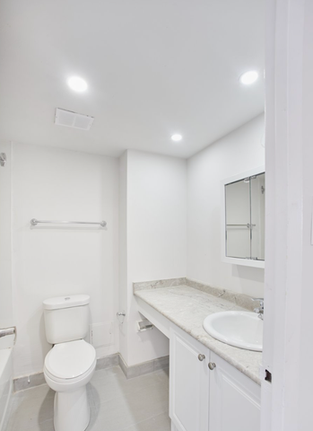 Princess Management — 1 BD 1 BA - Photo 2