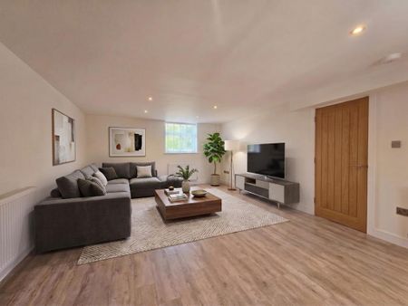 3 bedroom apartment to rent - Photo 2