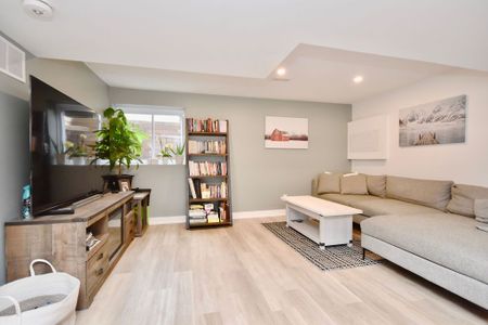 For Lease - 39 Dancy Drive Unit# Basement, Orillia, Ontario - Photo 2