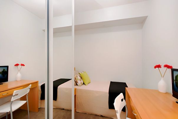 Two Bedroom Apartment small - Photo 1
