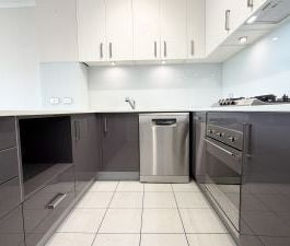 "Herbert Towers" – Brand New Carpet 2-Bedroom Apartment with Resort... - Photo 6