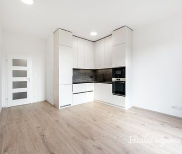 Pronájem bytu 3+kk 64 m2 - Fotografie 3