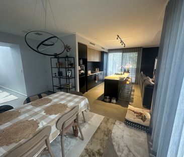 Willagee - Photo 1