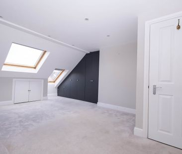 3 bedroom terraced house to rent - Photo 5