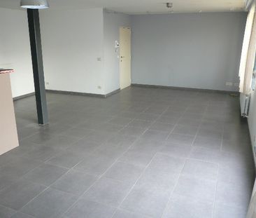 Een centraal gelegen appartement met 3 slaapkamers en terras - Photo 3