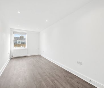 Cannon Street Road, London E1 - Photo 1