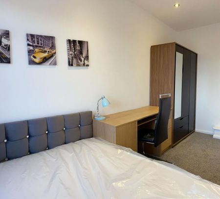 5 bedroom terraced house to rent - Photo 3