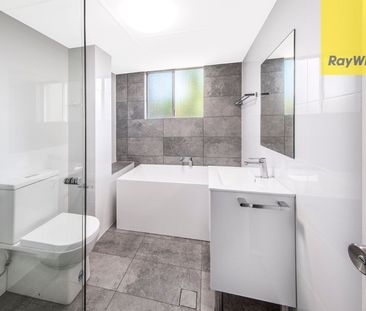 Adorable two bedroom apartment - Photo 6