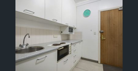 STUDIO APARTMENT AT THE WESTBURY DARLINGHURST - Photo 5