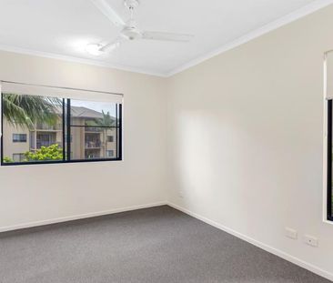 Resort Style Complex Only Moments to Stockland Cairns Shopping Cent... - Photo 1