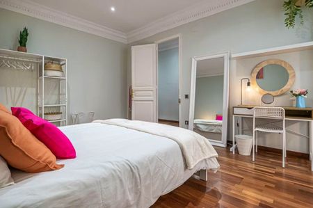 Carrer de Muntaner, Barcelona, Catalonia 08021 - Photo 5