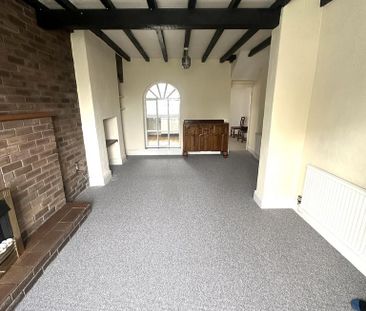 3 bedroom end of terrace house to rent - Photo 1