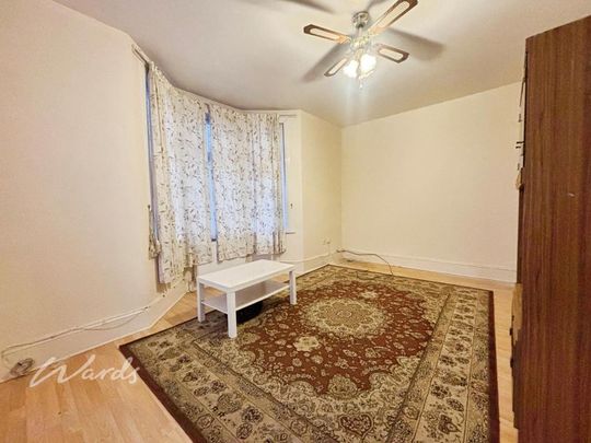 4 bedroom semi-detached house to rent - Photo 1