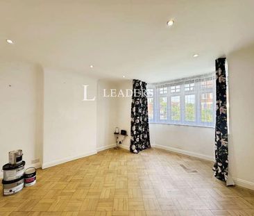 Howard Road, Southampton, SO15 - Photo 1