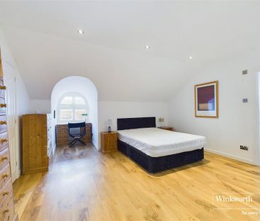 2 bedroom penthouse to rent - Photo 6