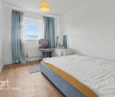 3 bedroom detached house to rent - Photo 6