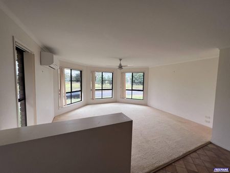 Quality Home, Quality Location - Photo 2