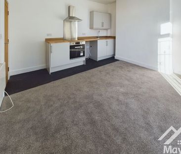 Flat 2 62 - 64 Preston New Road, Blackburn. Lancs. BB2 6BH - Photo 3