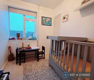 2 bedroom maisonette to rent - Photo 4