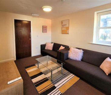 5 bedroom private hall to rent - Photo 5