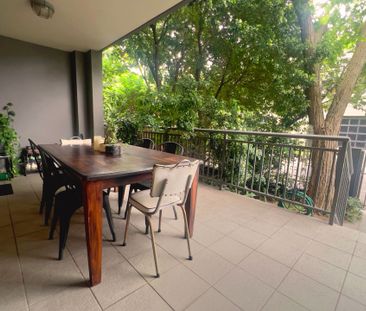 Conveniently Located Well Presented Ground Floor Apartment! - Photo 5
