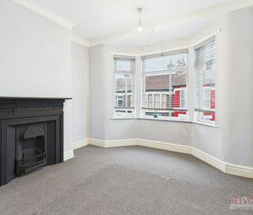 Terraced House to rent on - Photo 4