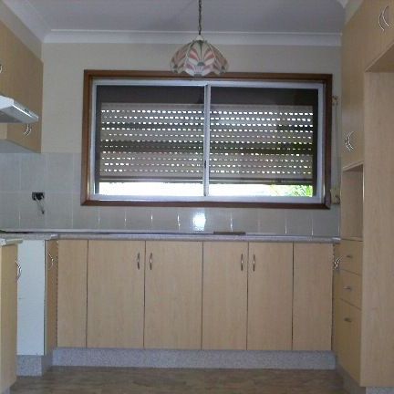 2/42 Robertson Street, Port Kembla (Unit Behind Main House) - Photo 2