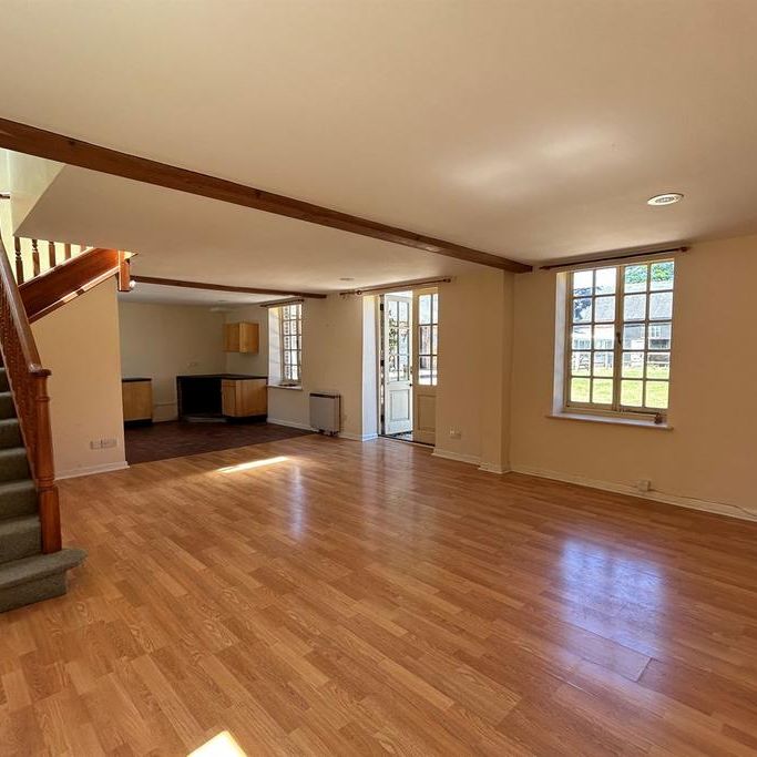 2 bedroom semi-detached house to rent - Photo 1